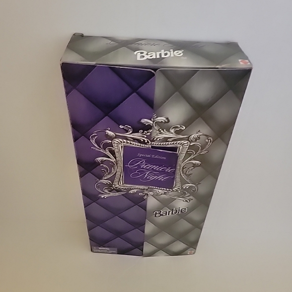1999 “Premiere Night” Barbie Doll - Picture 5 of 6
